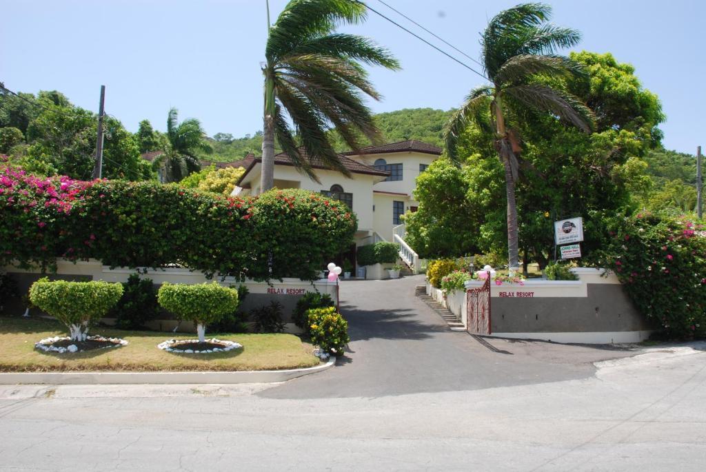 Hotel Relax Resort Montego Bay Exterior photo